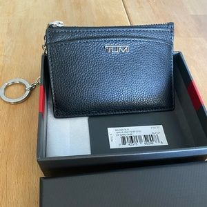 TumI Belsen Zip Card Wallet Black Leather